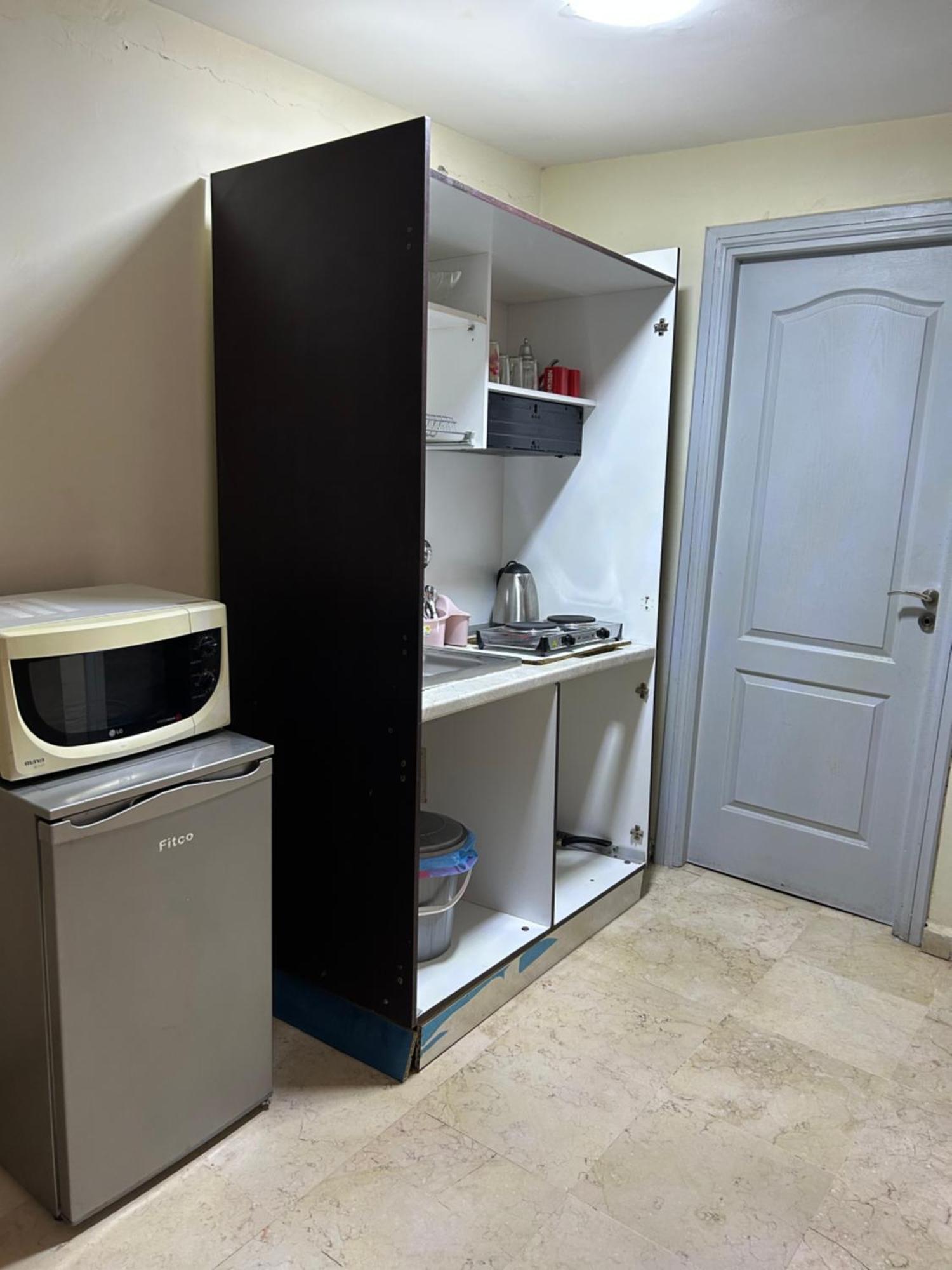 33 Apartment *